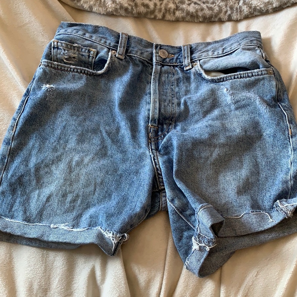 Forever 21 mom shorts size US 27